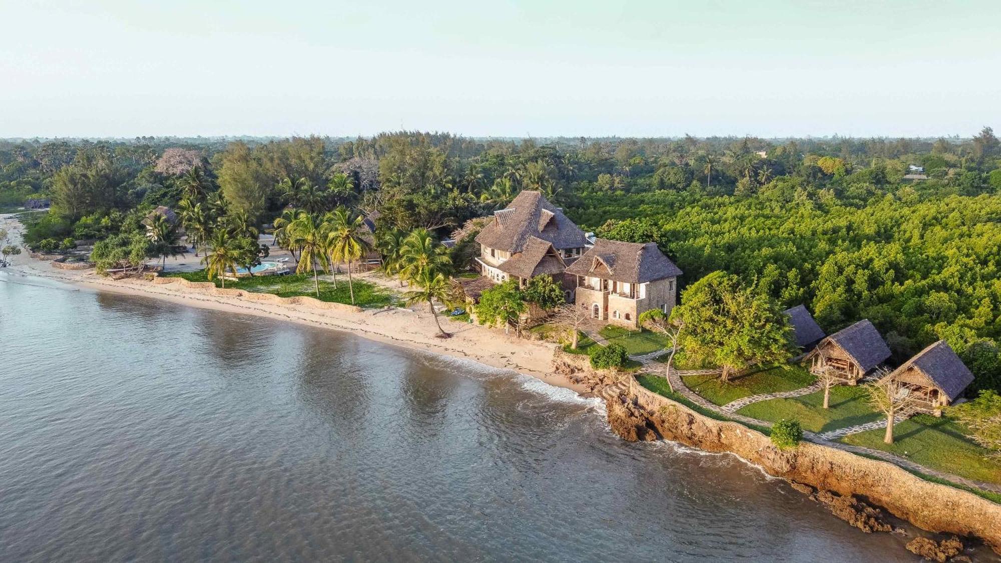 Mwazaro Beach Lodge Shimoni Buitenkant foto