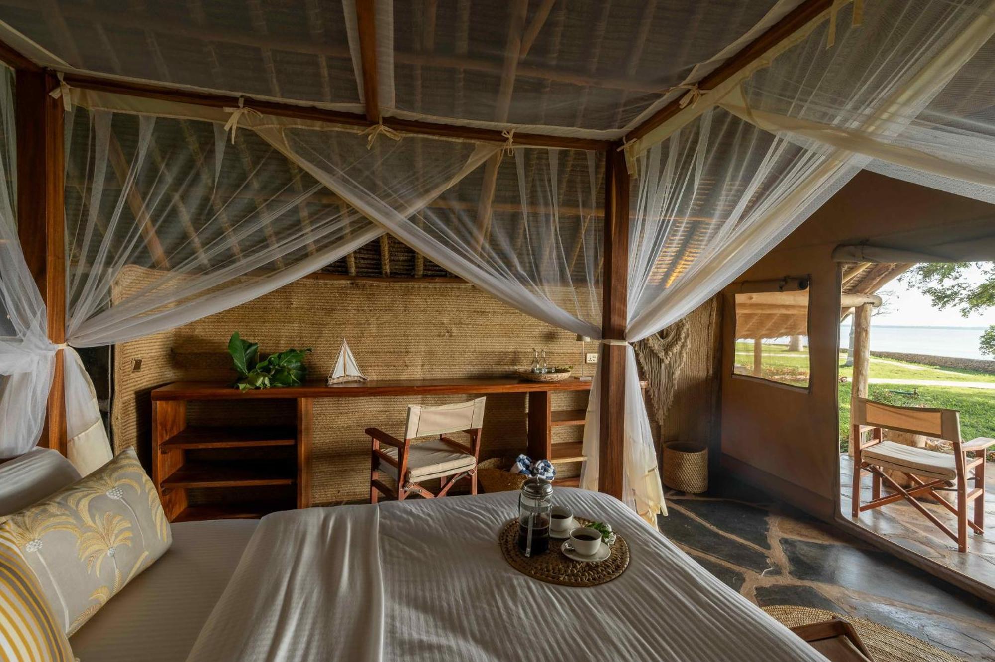 Mwazaro Beach Lodge Shimoni Buitenkant foto