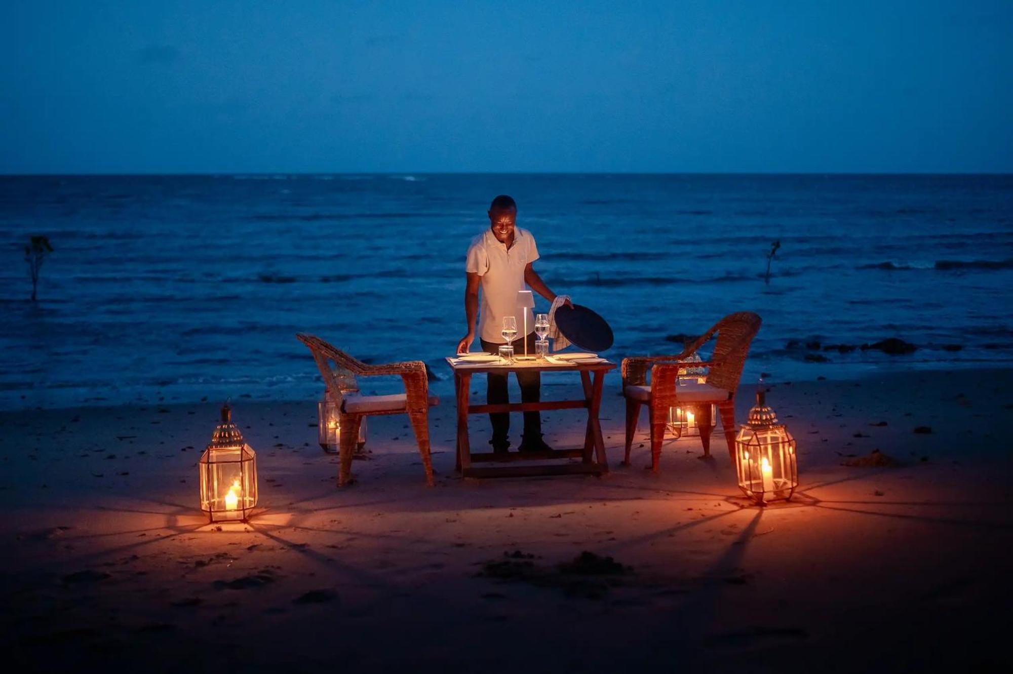 Mwazaro Beach Lodge Shimoni Buitenkant foto