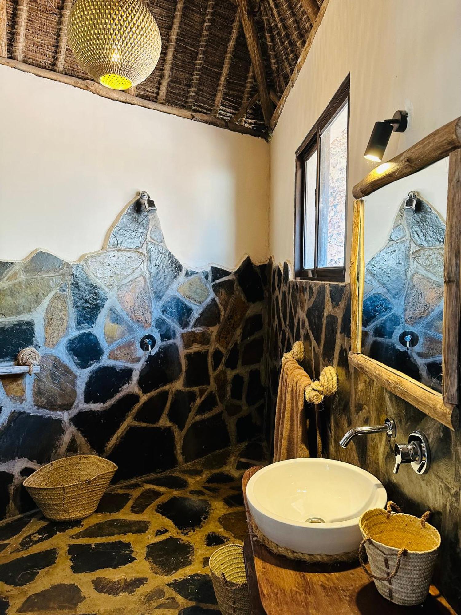 Mwazaro Beach Lodge Shimoni Kamer foto